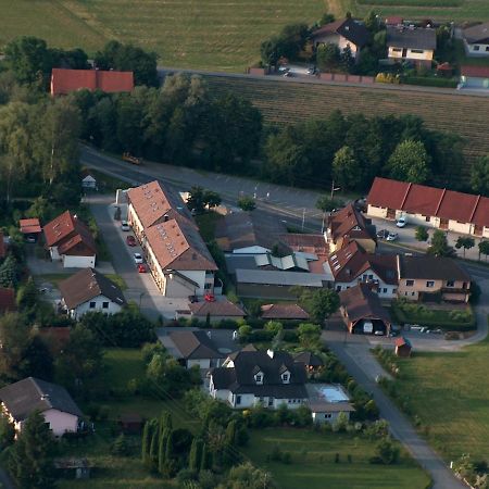 Apartmenthausmannstaetten Hausmannstatten Eksteriør bilde