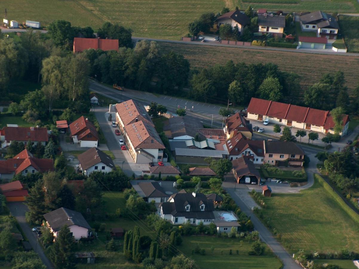 Apartmenthausmannstaetten Hausmannstatten Eksteriør bilde